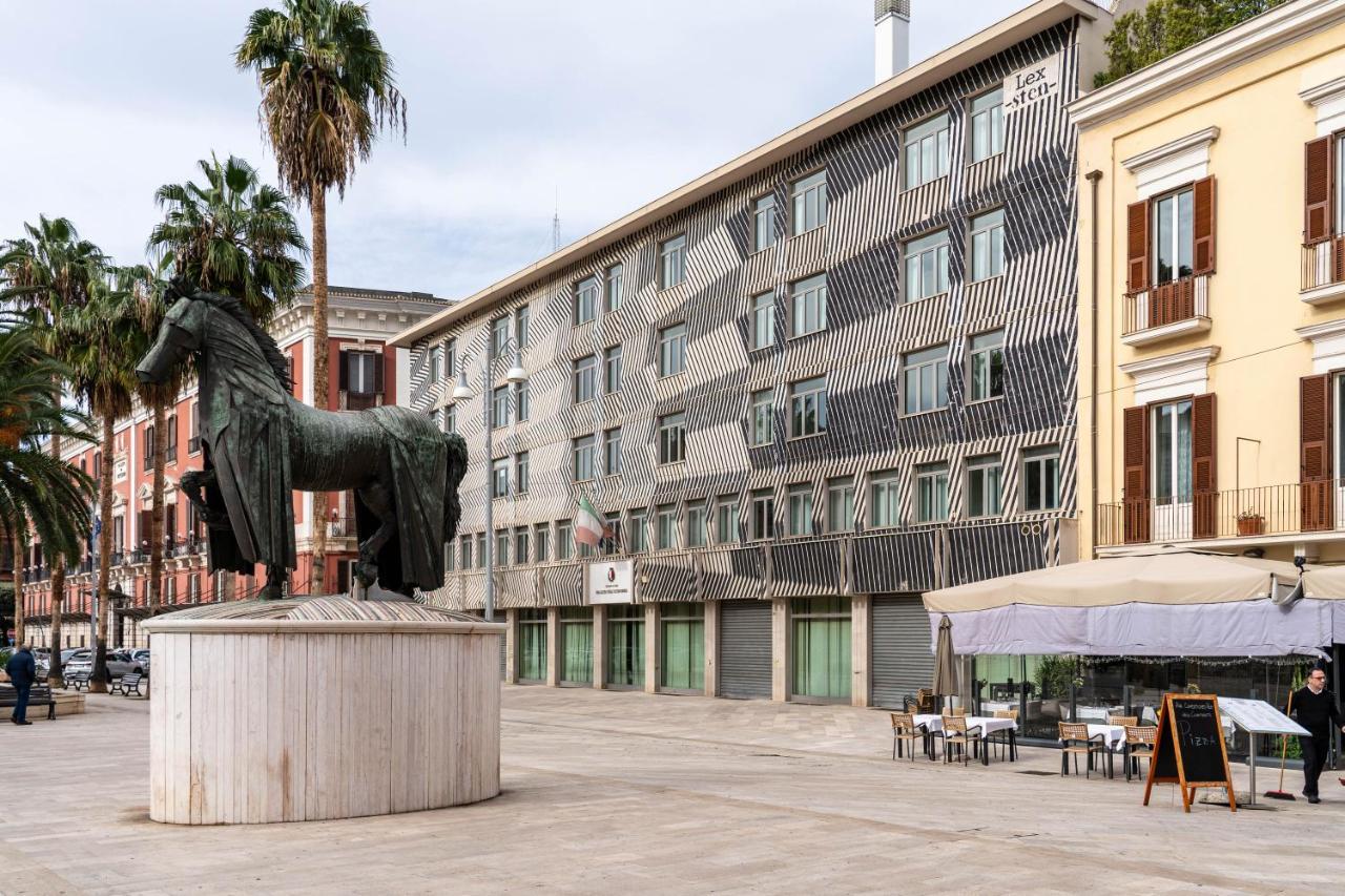 Ferienwohnung Donna Giacinta Blu Luxury Flat Bari Exterior foto